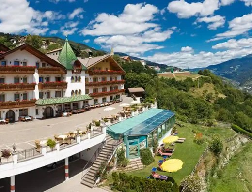 Vista panoramica delle Dolomiti dal Berglandhotel Untertheimerhof